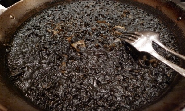 Paella Negra  (min. 2 pers., price p.p.)